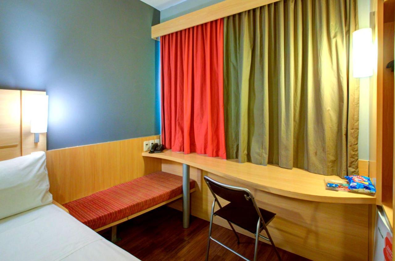 Ibis Vitoria Praia De Camburi Kültér fotó