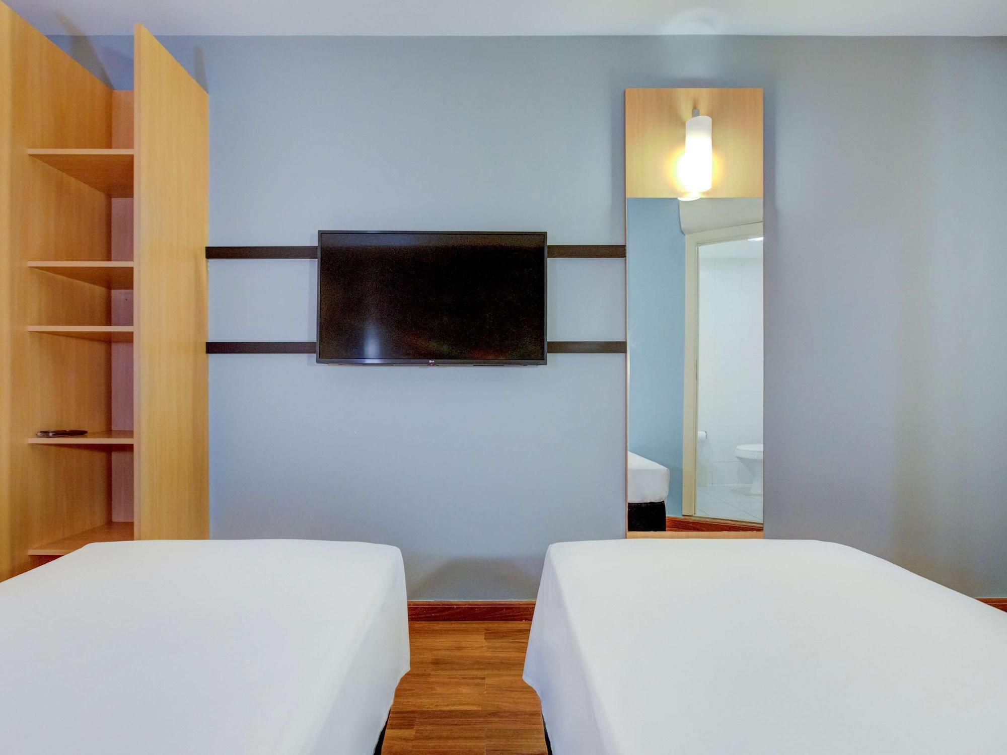 Ibis Vitoria Praia De Camburi Kültér fotó